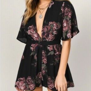 NWT 🏷 -Tobi Roses Black Multi Floral Print Romper